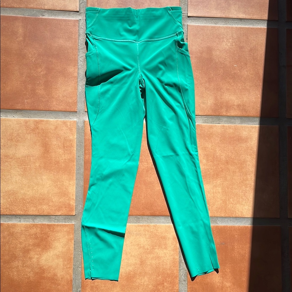 Last Chance! Lululemon Fast & Free Tights in Seafoam Green